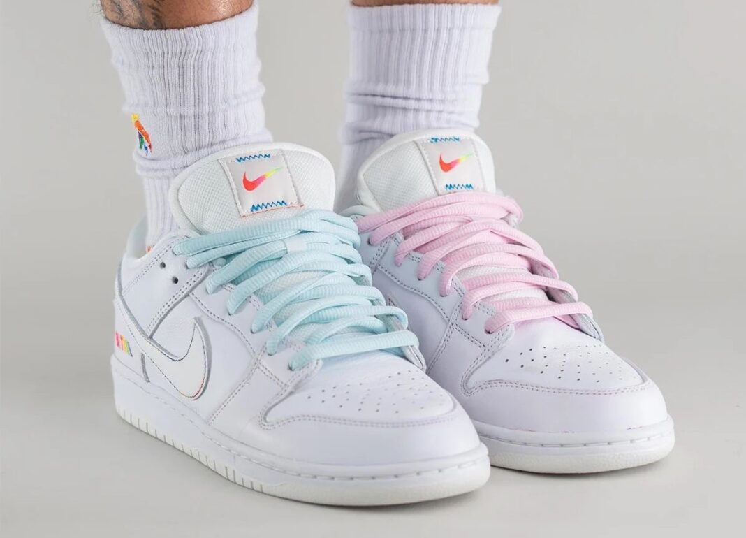 Nike,SB Dunk Low,Be True,DR487 鞋舌暗藏惊喜!「彩虹」Dunk SB 上脚太骚气! Nike,SB Dunk Low,Be True,DR487 鞋舌暗藏惊喜!「彩虹」Dunk SB 上脚太骚气!