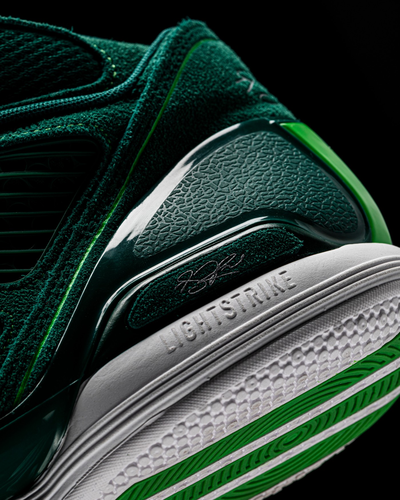 adidas,D Rose 1.5,T-Mac 3,发售,开 Boost 之前公认的阿迪神鞋!等了10 年终于复刻!还是难得一见的稀有配色! adidas,D Rose 1.5,T-Mac 3,发售,开 Boost 之前公认的阿迪神鞋!等了10 年终于复刻!还是难得一见的稀有配色!