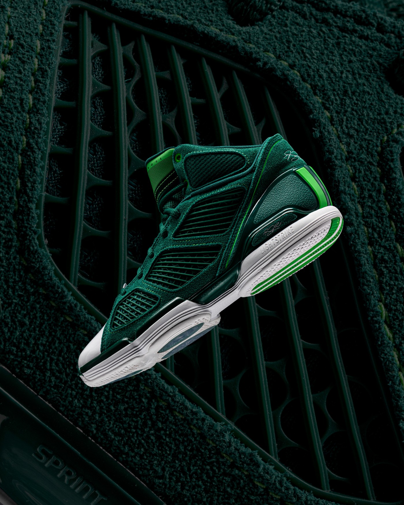 adidas,D Rose 1.5,T-Mac 3,发售,开 Boost 之前公认的阿迪神鞋!等了10 年终于复刻!还是难得一见的稀有配色! adidas,D Rose 1.5,T-Mac 3,发售,开 Boost 之前公认的阿迪神鞋!等了10 年终于复刻!还是难得一见的稀有配色!