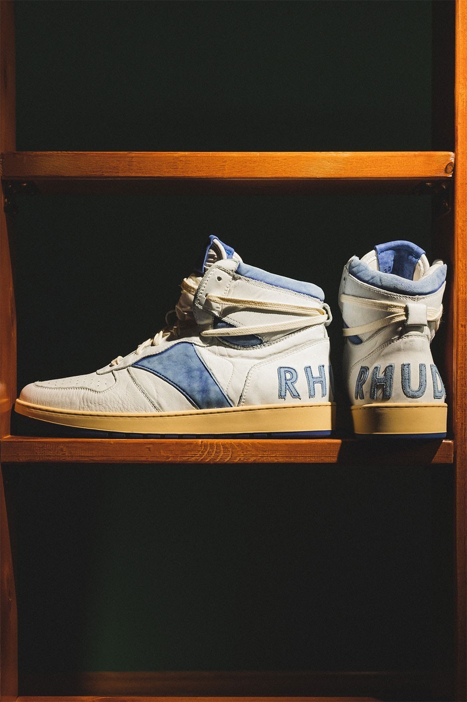 RHUDE,Rhecess Sky-Hi,Rhecess L 复古做旧+奢华规格!RHUDE 新鞋质感不输联名! RHUDE,Rhecess Sky-Hi,Rhecess L 复古做旧+奢华规格!RHUDE 新鞋质感不输联名!