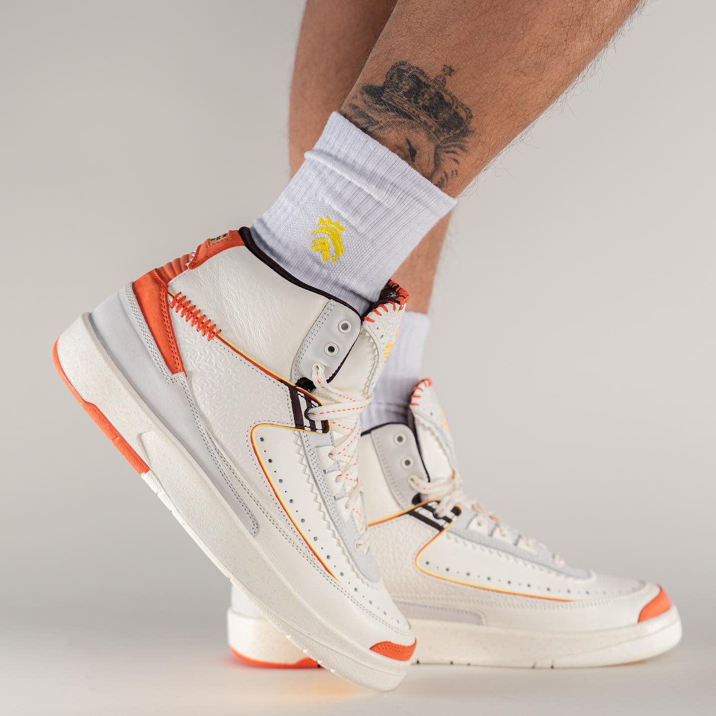 J Balvin,Air Jordan 2,夜光,AJ2 夜光效果炸裂!这双「彩虹 AJ 联名」实物太帅了! J Balvin,Air Jordan 2,夜光,AJ2 夜光效果炸裂!这双「彩虹 AJ 联名」实物太帅了!