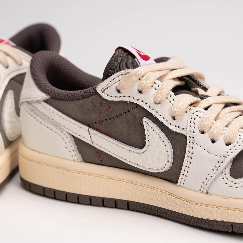 Air Jordan 1 Low,DM7866-162,Re 「年度鞋王」下月登场!倒钩 3.0 最新实物泄露! Air Jordan 1 Low,DM7866-162,Re 「年度鞋王」下月登场!倒钩 3.0 最新实物泄露!