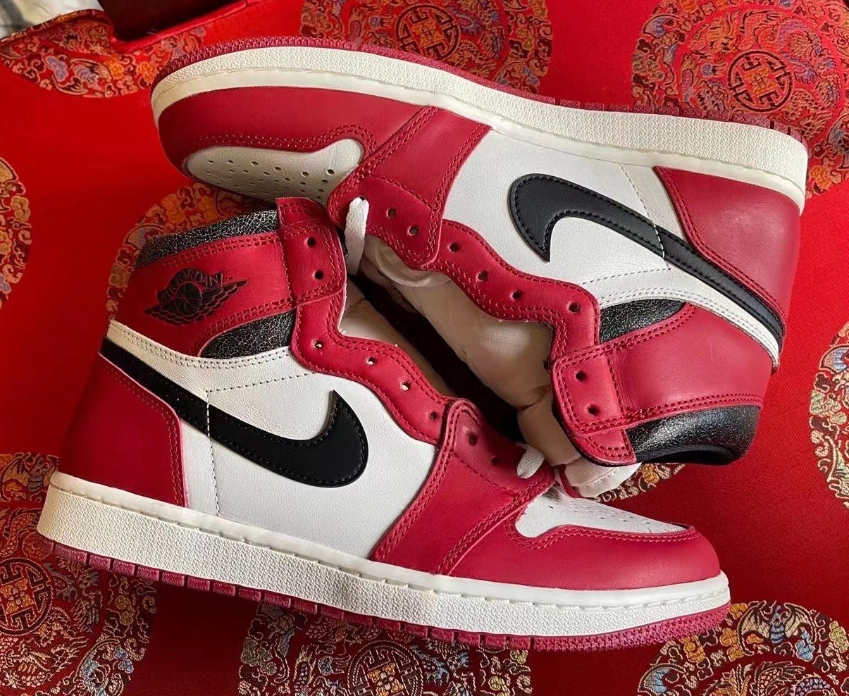 AJ1,Air Jordan 1 High OG,Chica 芝加哥 AJ1 上脚图终于曝光!太香了! AJ1,Air Jordan 1 High OG,Chica 芝加哥 AJ1 上脚图终于曝光!太香了!