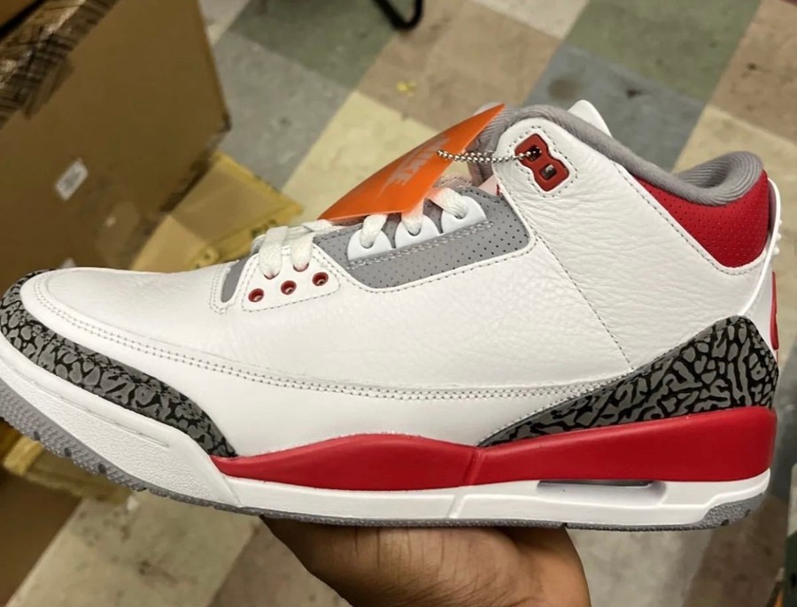 Air Jordan 3 OG,AJ3,Fire Red,D 苦等 34 年!元年后跟「火焰红」AJ 复刻实物曝光! Air Jordan 3 OG,AJ3,Fire Red,D 苦等 34 年!元年后跟「火焰红」AJ 复刻实物曝光!