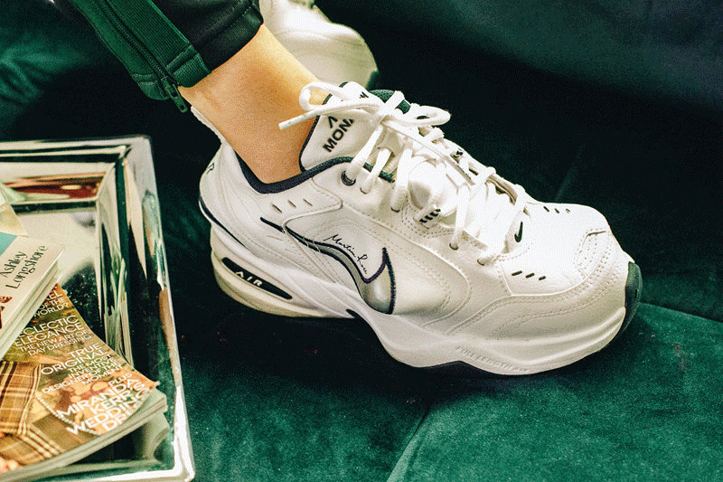 Martine Rose,Nike,Shox MR4,DQ2 她将成为 Virgil 接任者?与 Nike 的联名鞋刚刚曝光! Martine Rose,Nike,Shox MR4,DQ2 她将成为 Virgil 接任者?与 Nike 的联名鞋刚刚曝光!