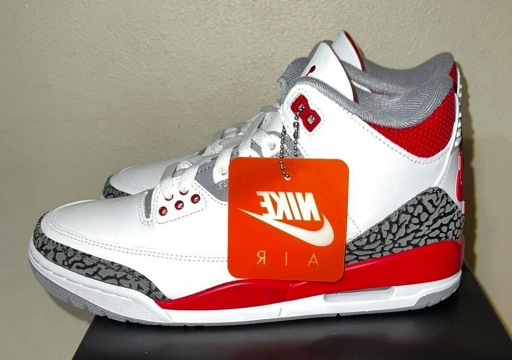 Air Jordan 9,Fire Red,CT8019-1 除了 AJ3,另一双「火焰红」即将登场!最新实物曝光! Air Jordan 9,Fire Red,CT8019-1 除了 AJ3,另一双「火焰红」即将登场!最新实物曝光!