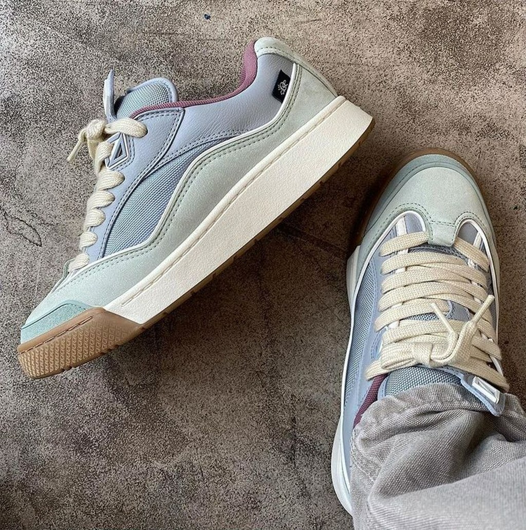 Dior,Cactus Jack,B713, Travis 坏了!这双「TS 新联名」一曝光,倒钩 3.0 成弟弟了… Dior,Cactus Jack,B713, Travis 坏了!这双「TS 新联名」一曝光,倒钩 3.0 成弟弟了…