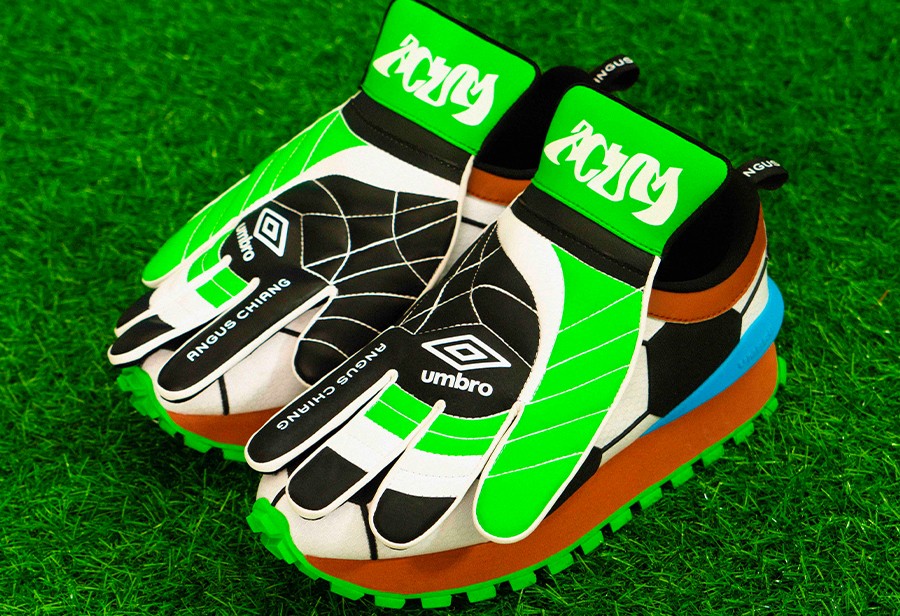 ANGUS CHIANG,Our Game,UMBRO 见过了球鞋「带兜」,这双「带手套」的鞋还是震惊到我了! ANGUS CHIANG,Our Game,UMBRO 见过了球鞋「带兜」,这双「带手套」的鞋还是震惊到我了!