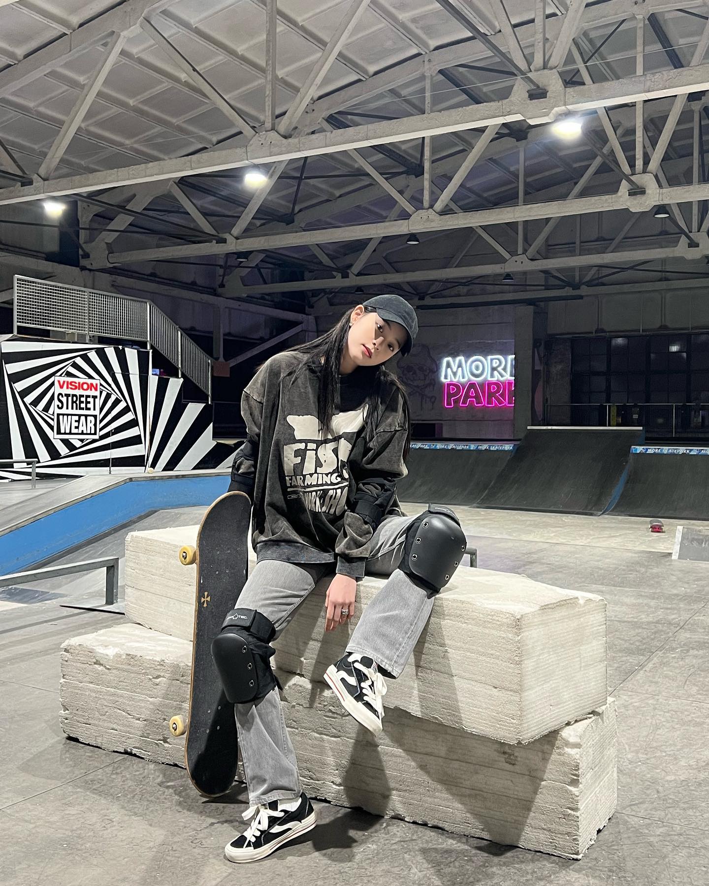 VISION STREET WEAR 都在问欧阳娜娜穿的这双鞋是啥?抢先开箱来了!差点被它的外表骗了! VISION STREET WEAR 都在问欧阳娜娜穿的这双鞋是啥?抢先开箱来了!差点被它的外表骗了!
