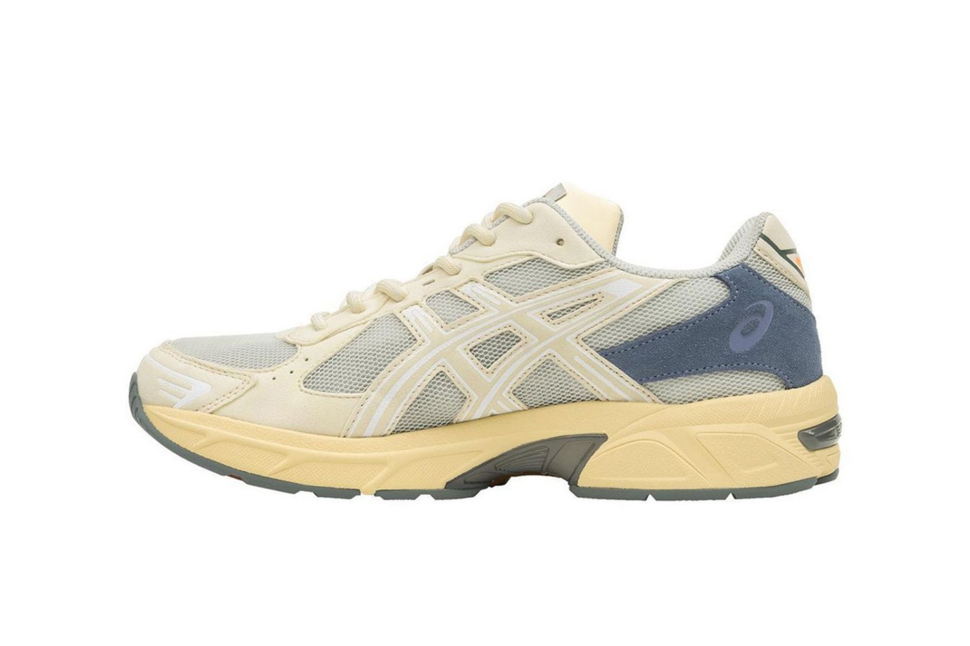 Asics,ballaholic 复古氛围拉满!Asics 全新联名即将发售! Asics,ballaholic 复古氛围拉满!Asics 全新联名即将发售!