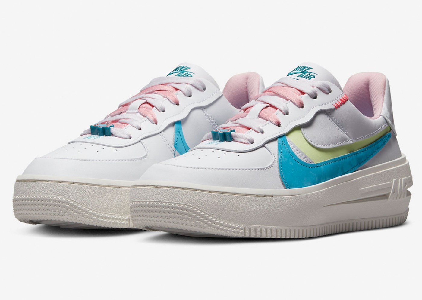 Nike,Air Force 1,DZ5197-100 解构设计 + 天鹅绒材质!这双 Air Force 1 有点帅! Nike,Air Force 1,DZ5197-100 解构设计 + 天鹅绒材质!这双 Air Force 1 有点帅!