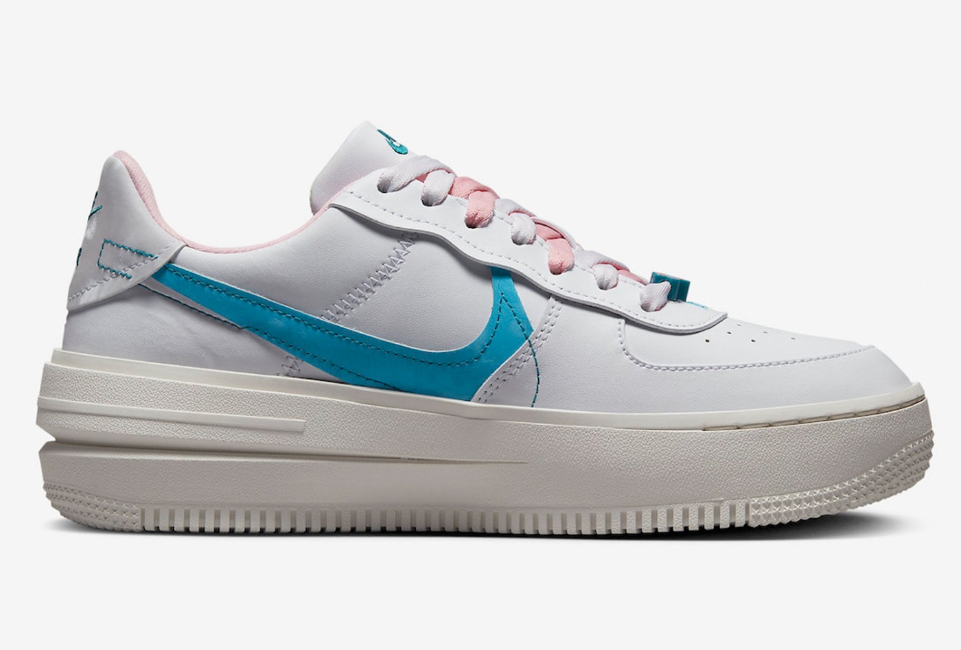 Nike,Air Force 1,DZ5197-100 解构设计 + 天鹅绒材质!这双 Air Force 1 有点帅! Nike,Air Force 1,DZ5197-100 解构设计 + 天鹅绒材质!这双 Air Force 1 有点帅!