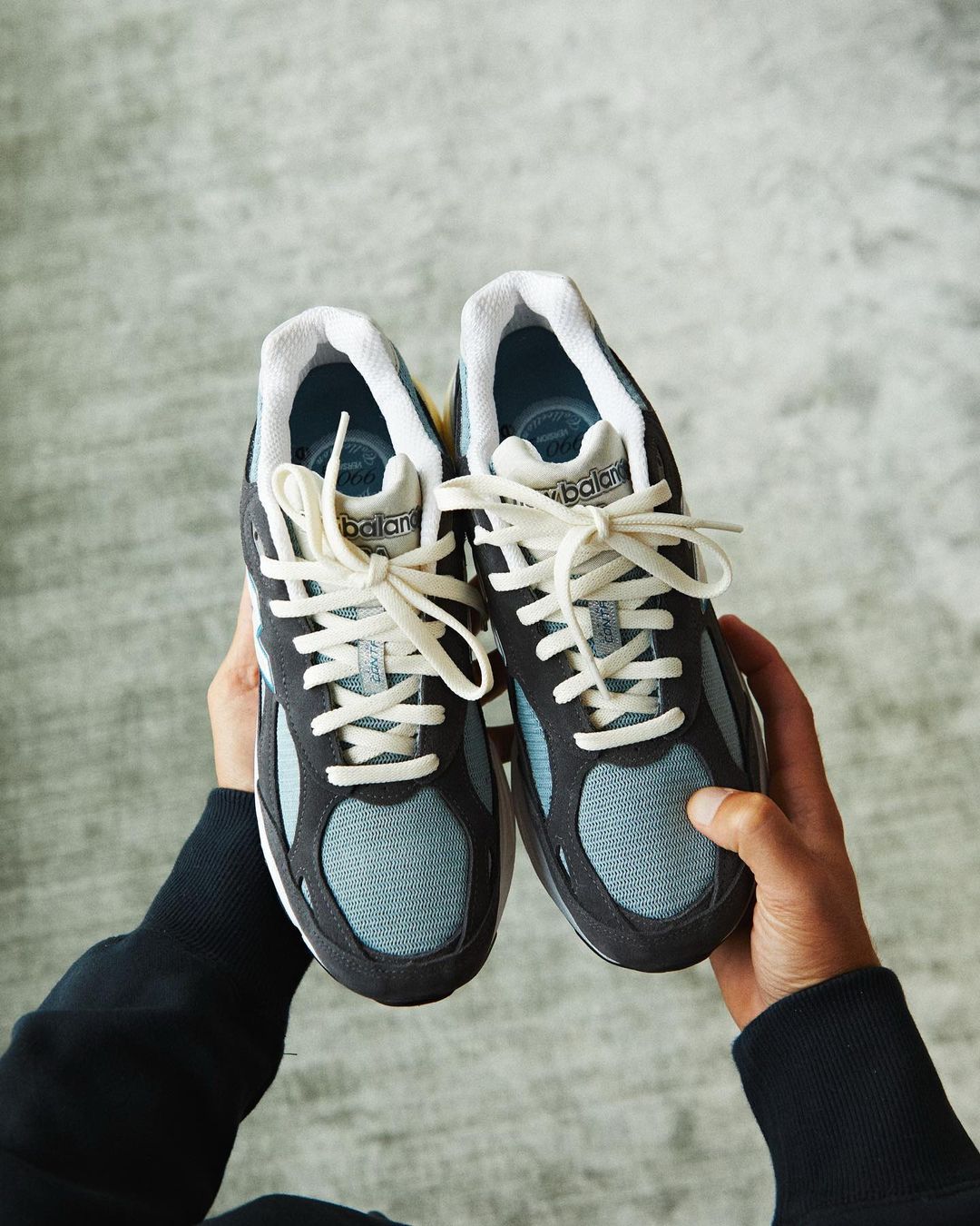 KITH,NB,New Balance 990V3,CL,M 每双都不便宜!次次难抢的 NB x KITH 又来了! KITH,NB,New Balance 990V3,CL,M 每双都不便宜!次次难抢的 NB x KITH 又来了!