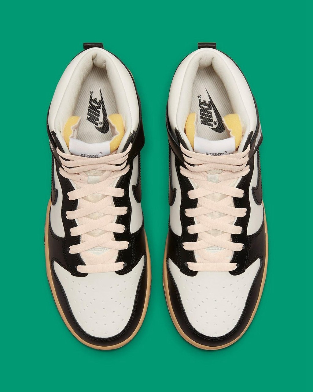 Nike,Dunk High,做旧熊猫 「熊猫 Dunk」新成员!一个细节就拿捏了! Nike,Dunk High,做旧熊猫 「熊猫 Dunk」新成员!一个细节就拿捏了!