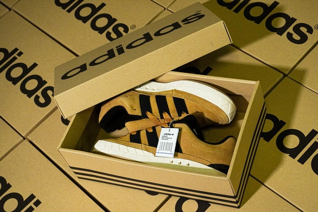 atmos,adidas,ADIMATIC 阿迪「鲨鱼面包鞋」又有新联名曝光!配色来头不小! atmos,adidas,ADIMATIC 阿迪「鲨鱼面包鞋」又有新联名曝光!配色来头不小!
