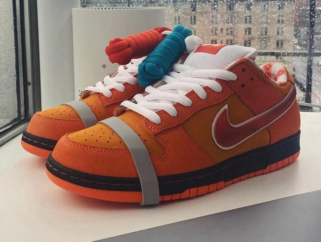 Nike,Dunk SB,sample 「贪玩蓝月」Dunk SB 实物泄露!网友:快发售! Nike,Dunk SB,sample 「贪玩蓝月」Dunk SB 实物泄露!网友:快发售!