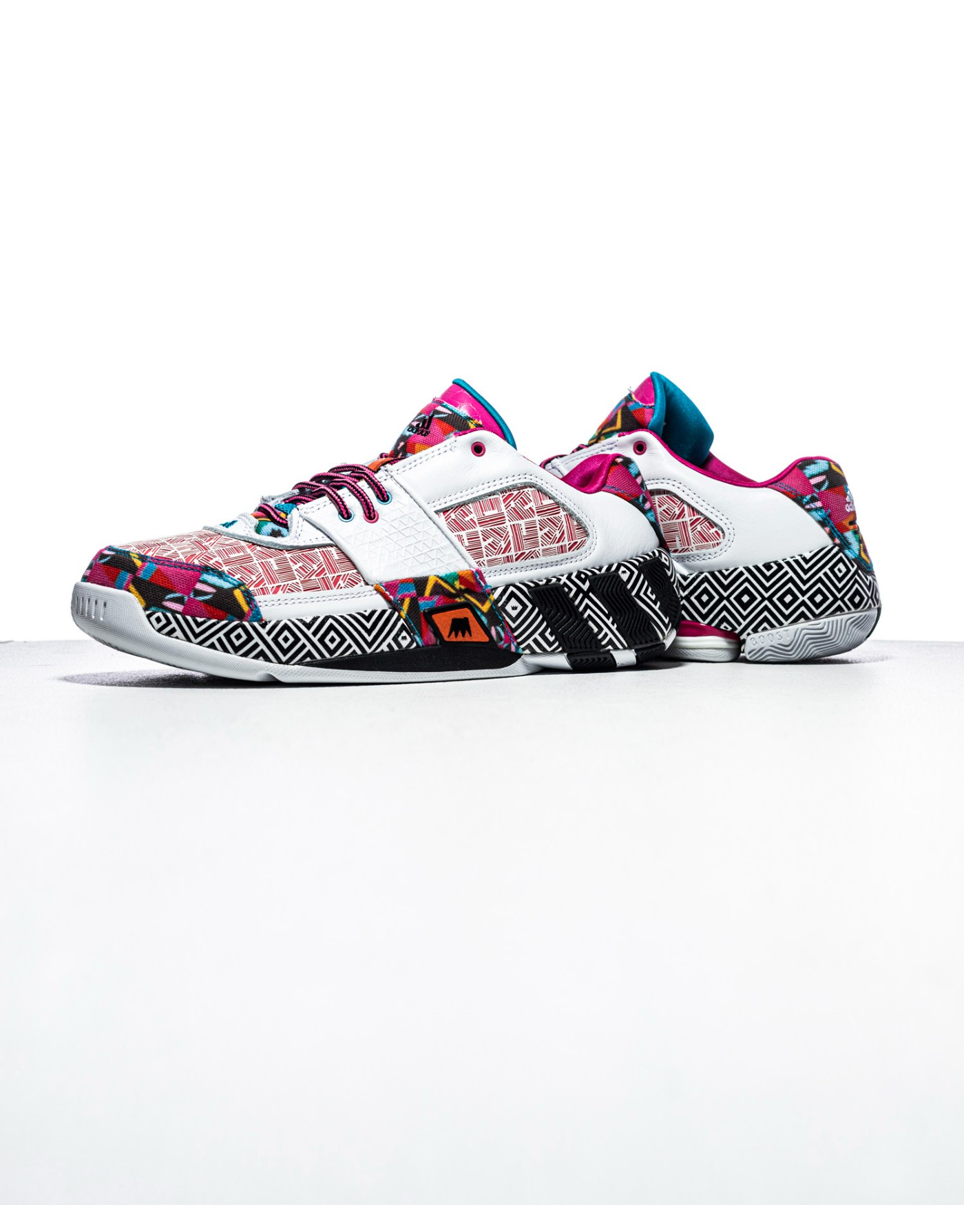 adidas,Agent Gil,阿里纳斯 时隔 16 年才圆梦!当年超限量的「阿里纳斯战靴」开箱! adidas,Agent Gil,阿里纳斯 时隔 16 年才圆梦!当年超限量的「阿里纳斯战靴」开箱!