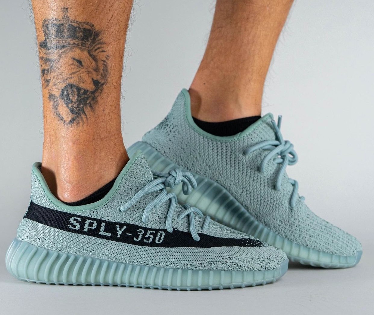adidas,Yeezy Boost 350 V2,Jade 「油漆条」Yeezy 又来了!这次的配色真少见! adidas,Yeezy Boost 350 V2,Jade 「油漆条」Yeezy 又来了!这次的配色真少见!