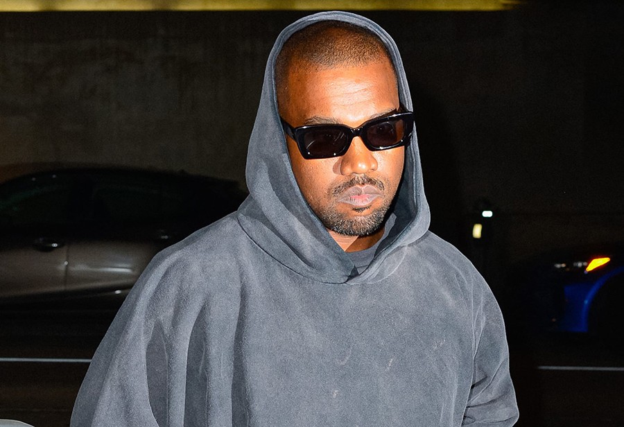 Kanye West,Ye,明星 侃爷终于玩抖音了!三天涨粉三百万!立马开始带货! Kanye West,Ye,明星 侃爷终于玩抖音了!三天涨粉三百万!立马开始带货!