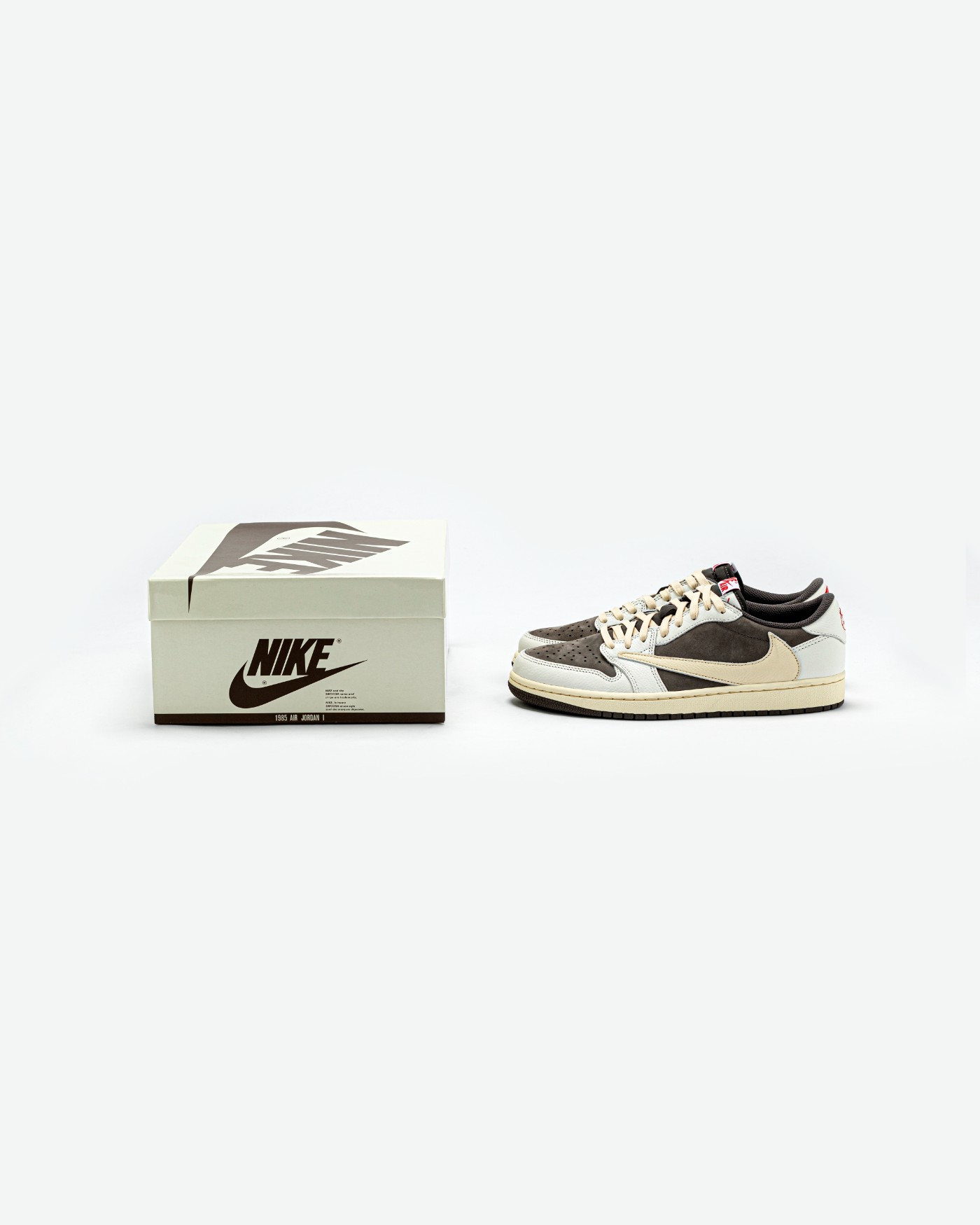 Air Jordan 1 Low OG,AJ1,Travis 「倒钩 3.0」TS x AJ1 专属预警!月底发售定了?! Air Jordan 1 Low OG,AJ1,Travis 「倒钩 3.0」TS x AJ1 专属预警!月底发售定了?!