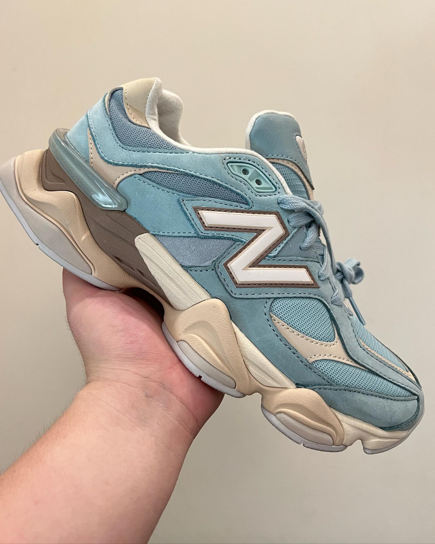 New Balance,9060 「远峰蓝」和「大胆撞色」你怎么选!全新 New Balance 9060 实物图曝光! New Balance,9060 「远峰蓝」和「大胆撞色」你怎么选!全新 New Balance 9060 实物图曝光!