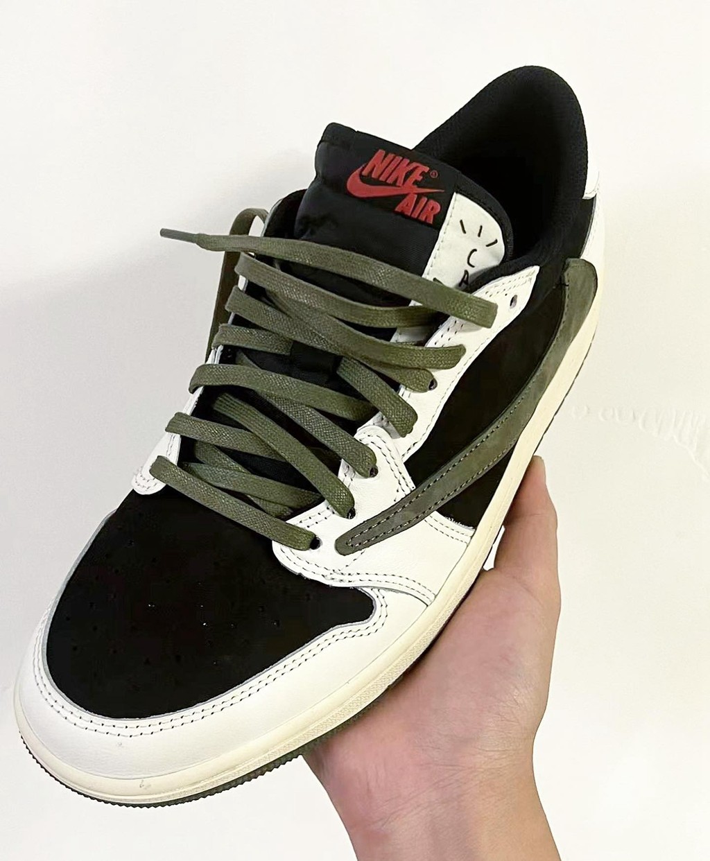 倒钩,Air Jordan 1 Low,Travis Sco 「倒钩 4.0」成绝唱!?TS x AJ1 系列或将终结! 倒钩,Air Jordan 1 Low,Travis Sco 「倒钩 4.0」成绝唱!?TS x AJ1 系列或将终结!