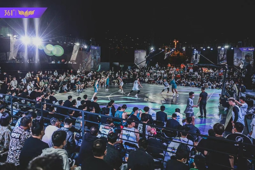 触地即燃,BIG 3 3.0,禅 4,LAVA 2,AG3, 今年夏天「最燃街球赛」落下帷幕!主题球鞋扎堆发售! 触地即燃,BIG 3 3.0,禅 4,LAVA 2,AG3, 今年夏天「最燃街球赛」落下帷幕!主题球鞋扎堆发售!