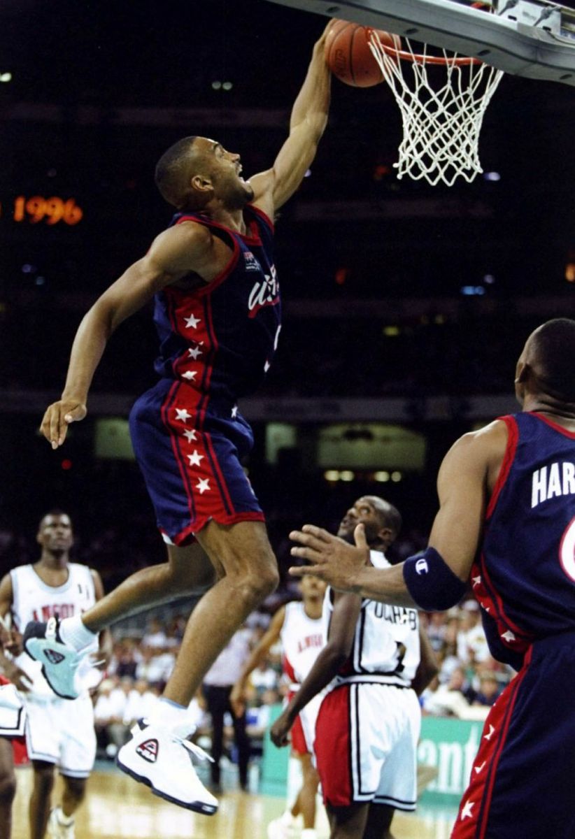 Tupac,FILA Grant Hill 2 Low OG 玩家狂喜!又一双「骨灰级」经典球鞋即将复刻! Tupac,FILA Grant Hill 2 Low OG 玩家狂喜!又一双「骨灰级」经典球鞋即将复刻!