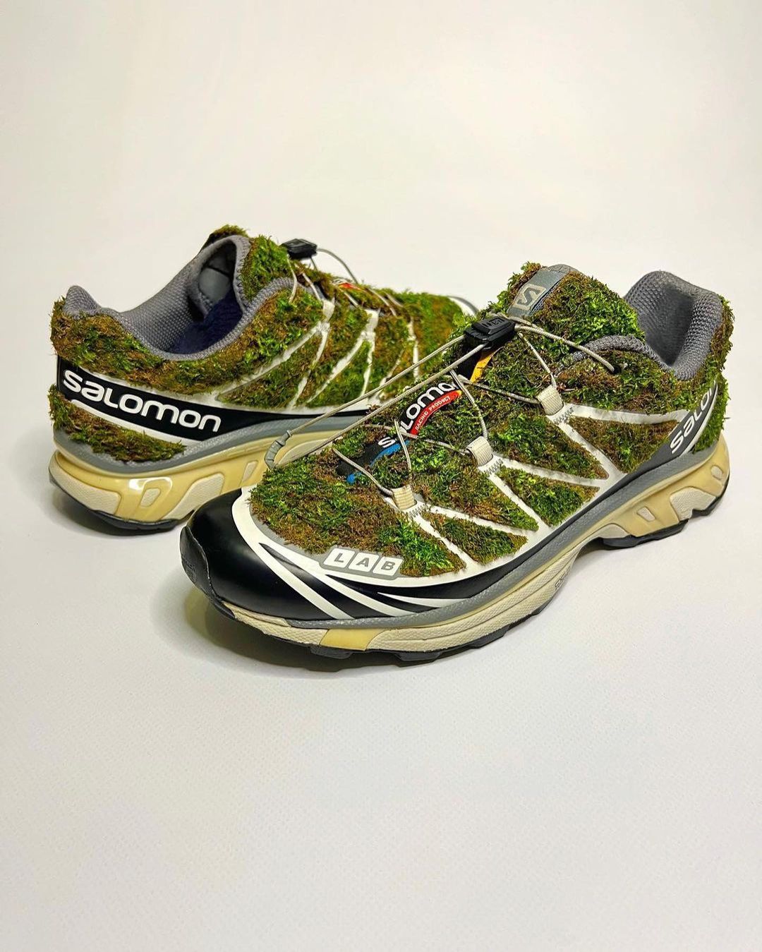 Salomon,XT-6 鞋面长草了!这样的鞋还是头一次见!竟然还能穿! Salomon,XT-6 鞋面长草了!这样的鞋还是头一次见!竟然还能穿!