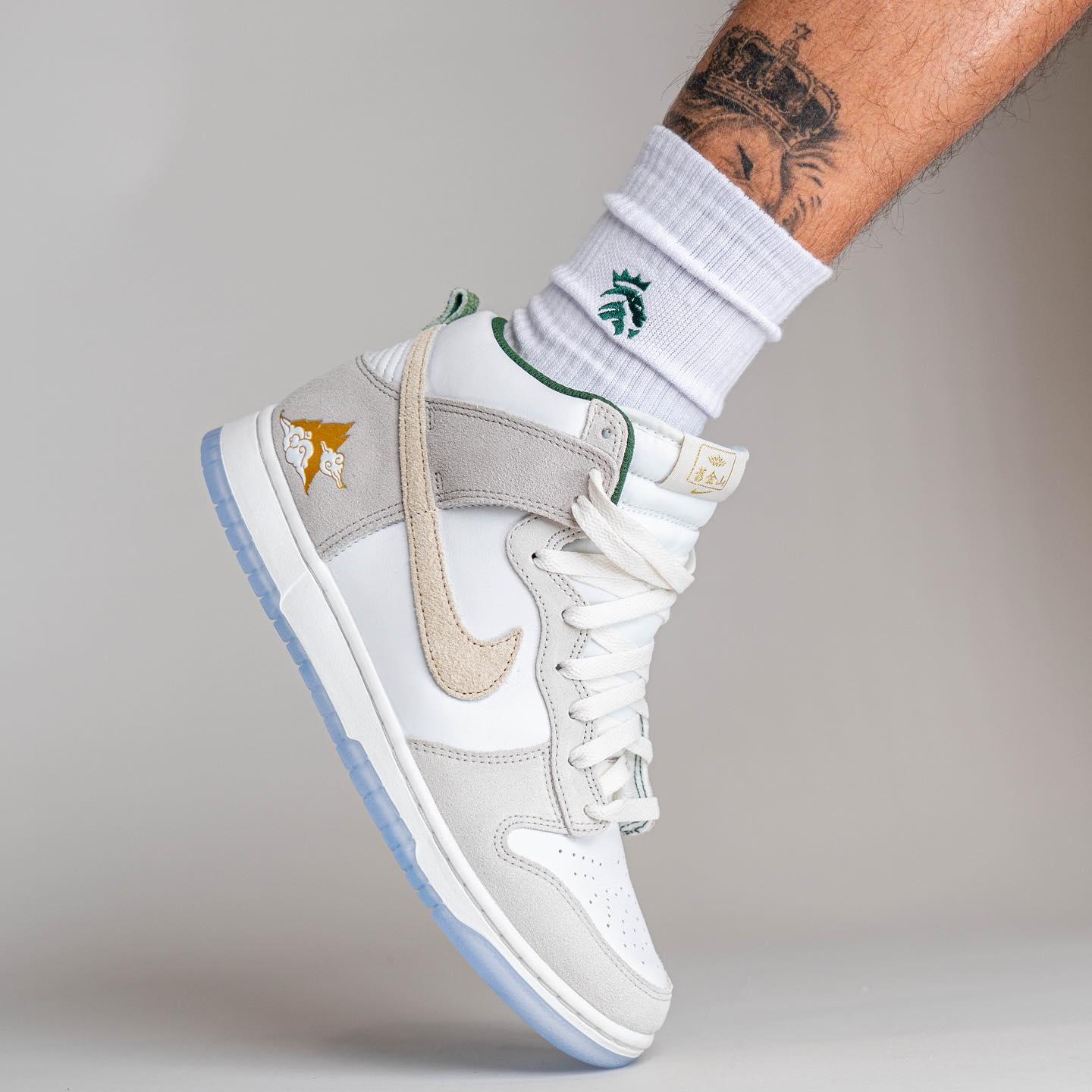 明年,Nike,CNY,上,脚,提前,曝光,网友,玩,明白, 明年 Nike CNY 上脚提前曝光!网友:玩明白了,但没完全明白... 明年,Nike,CNY,上,脚,提前,曝光,网友,玩,明白, 明年 Nike CNY 上脚提前曝光!网友:玩明白了,但没完全明白...