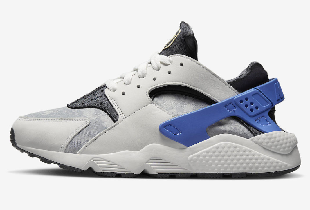Nike,Air Huarache,Social FC,DR 这个主题的 Air Huarache 不多见!撞色设计有点好看! Nike,Air Huarache,Social FC,DR 这个主题的 Air Huarache 不多见!撞色设计有点好看!