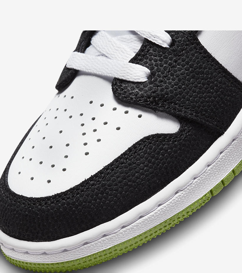 Air Jordan 1,AJ1,DQ8389-100 黑脚趾 + 花卉刺绣!这双全新 Air Jordan 1 Low 真够特别! Air Jordan 1,AJ1,DQ8389-100 黑脚趾 + 花卉刺绣!这双全新 Air Jordan 1 Low 真够特别!