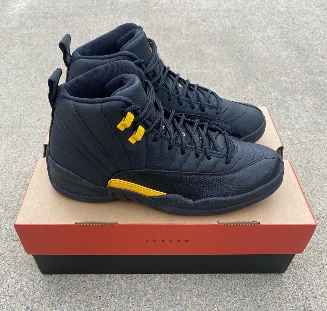 Air Jordan 12,AJ12,发售,CT8013-0 黑色「Taxi」Air Jordan 12 实物曝光!质感真不错! Air Jordan 12,AJ12,发售,CT8013-0 黑色「Taxi」Air Jordan 12 实物曝光!质感真不错!