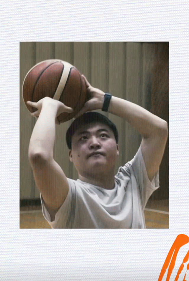 Nike,Uzi,简自豪 狂!Uzi 签约耐克,成旗下首位电竞运动员!签名装备快安排! Nike,Uzi,简自豪 狂!Uzi 签约耐克,成旗下首位电竞运动员!签名装备快安排!