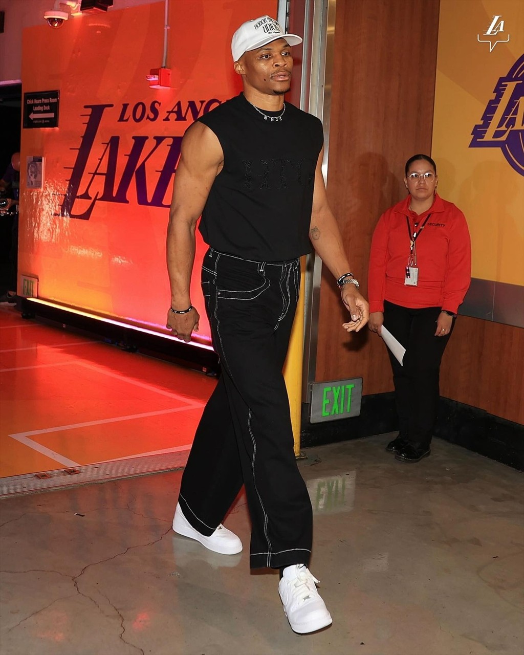 NBA,詹姆斯,德罗赞,东契奇,Nike,Air Jorda 「樱花」JB1 首次曝光!鞋王塔克罕见上脚了一双…… NBA,詹姆斯,德罗赞,东契奇,Nike,Air Jorda 「樱花」JB1 首次曝光!鞋王塔克罕见上脚了一双……