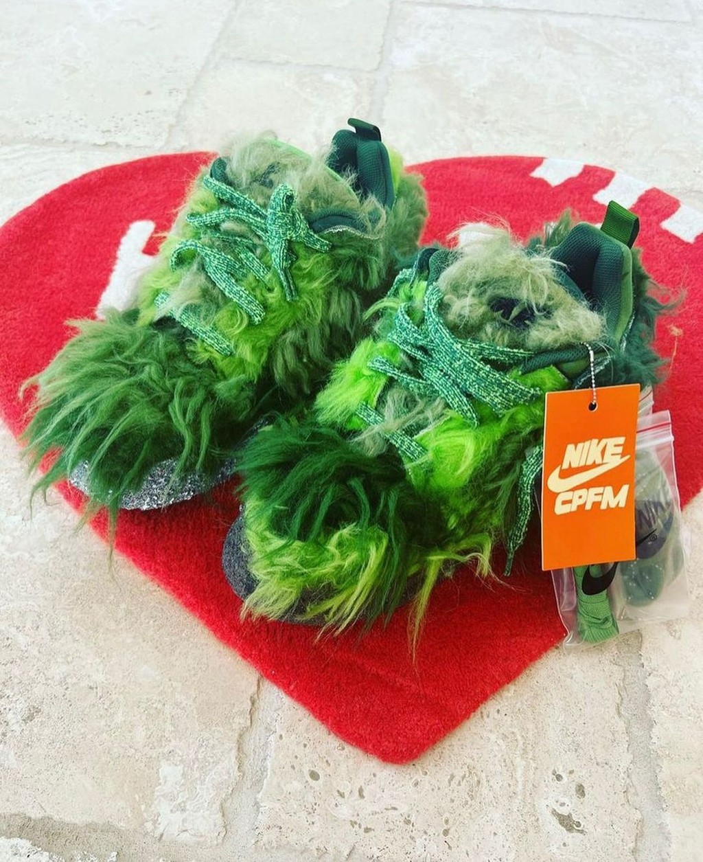 Cactus Plant Flea Market,Nike, 狠活儿当赏!「绿毛怪」CPFM x Dunk 最新实物曝光! Cactus Plant Flea Market,Nike, 狠活儿当赏!「绿毛怪」CPFM x Dunk 最新实物曝光!
