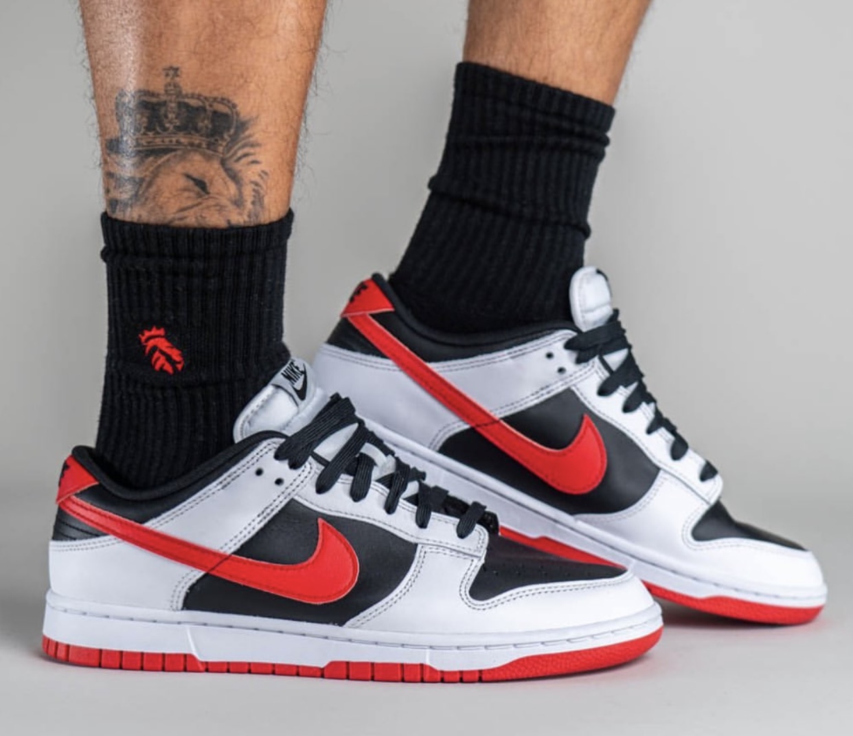 Nike,Dunk Low 「反转熊猫」来了!全新 Dunk Low 上脚图曝光! Nike,Dunk Low 「反转熊猫」来了!全新 Dunk Low 上脚图曝光!