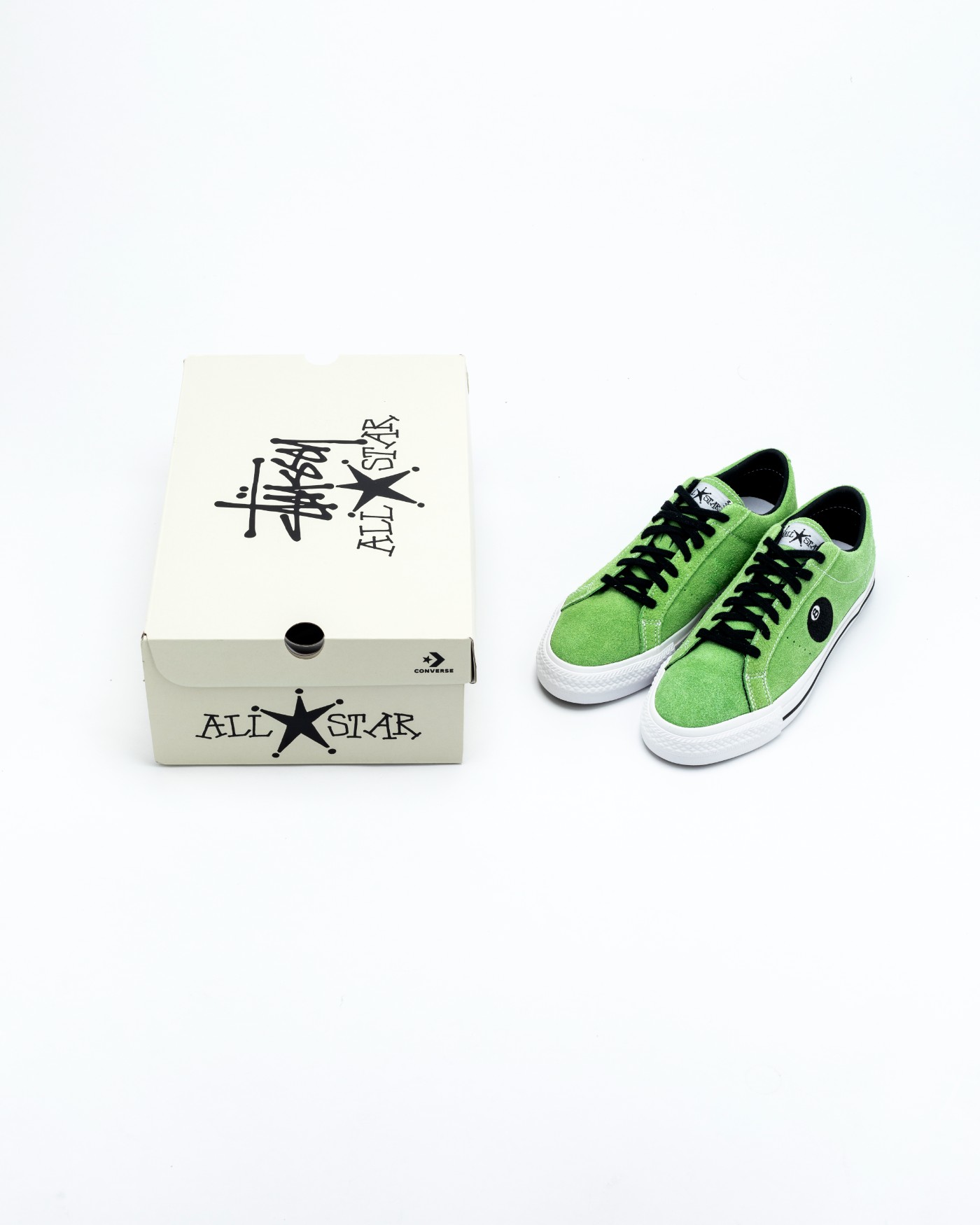 Stüssy,Converse 「黑八」谁受得了!Stüssy 最新联名鞋抢先开箱上脚! Stüssy,Converse 「黑八」谁受得了!Stüssy 最新联名鞋抢先开箱上脚!