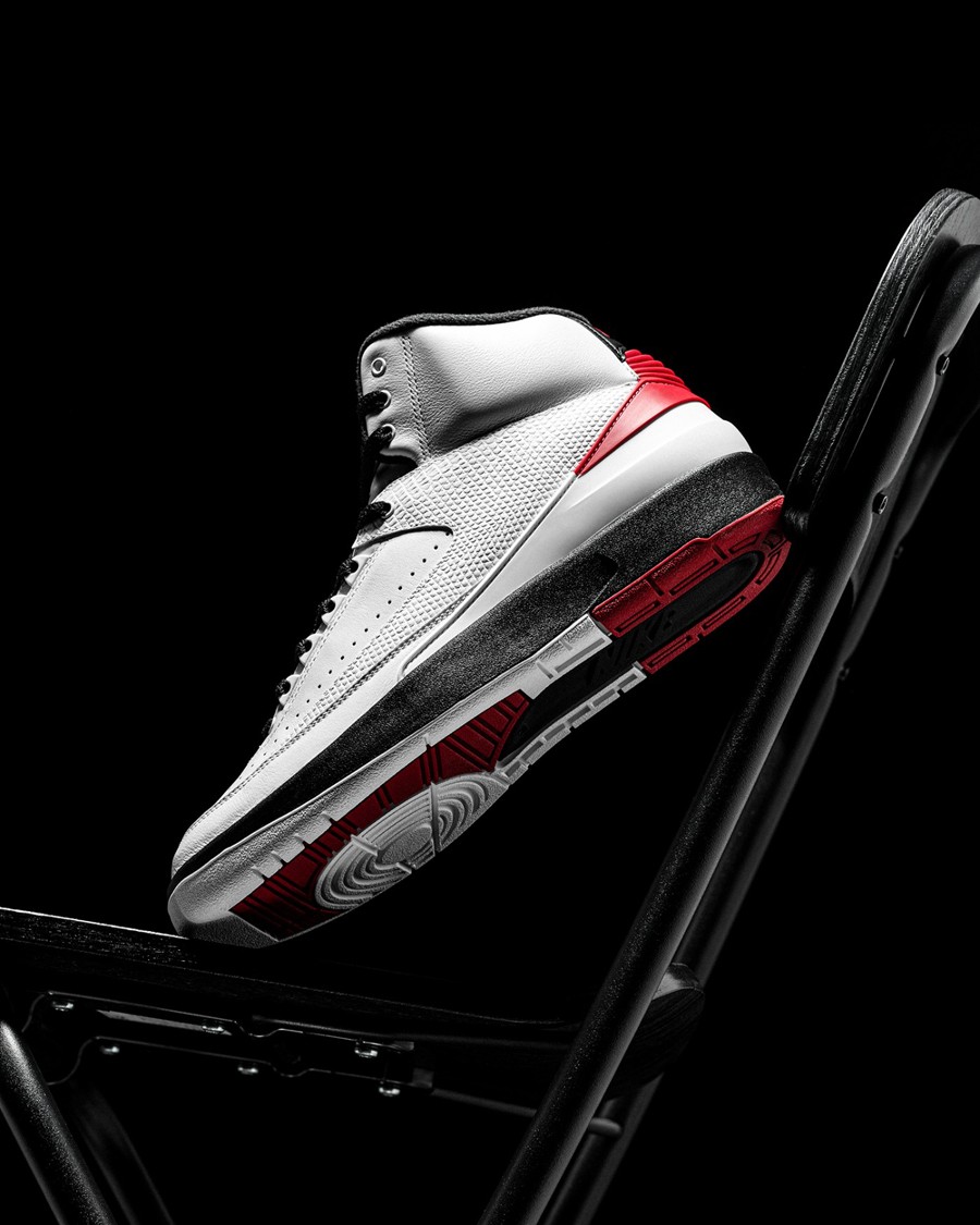 Jordan,Air Jordan 2,DR8884-103 新配色 AJ2 实物曝光!网友:色盲版芝加哥? Jordan,Air Jordan 2,DR8884-103 新配色 AJ2 实物曝光!网友:色盲版芝加哥?