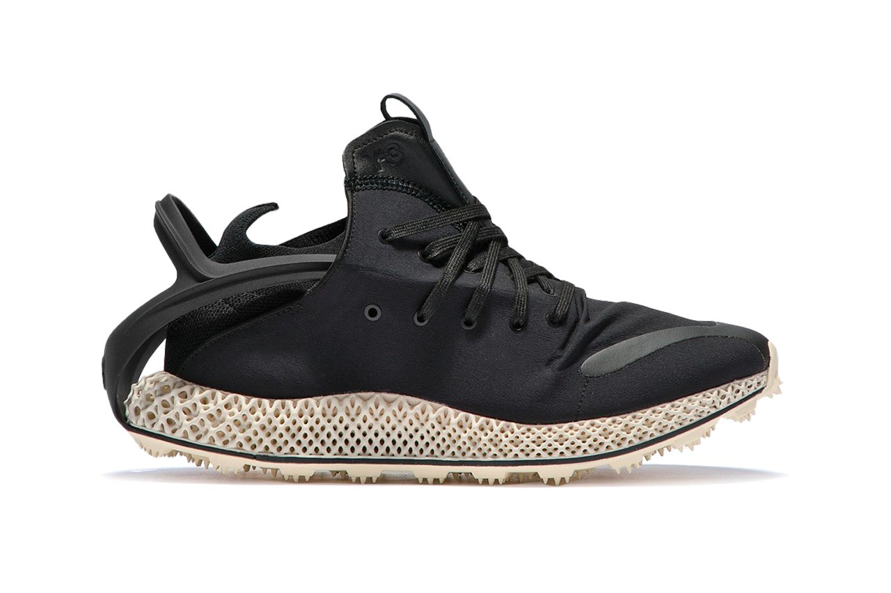 Y-3 Runner,adidas,4D Halo 发售价就买不起!这么帅的「黑武士」Y-3 不多见! Y-3 Runner,adidas,4D Halo 发售价就买不起!这么帅的「黑武士」Y-3 不多见!