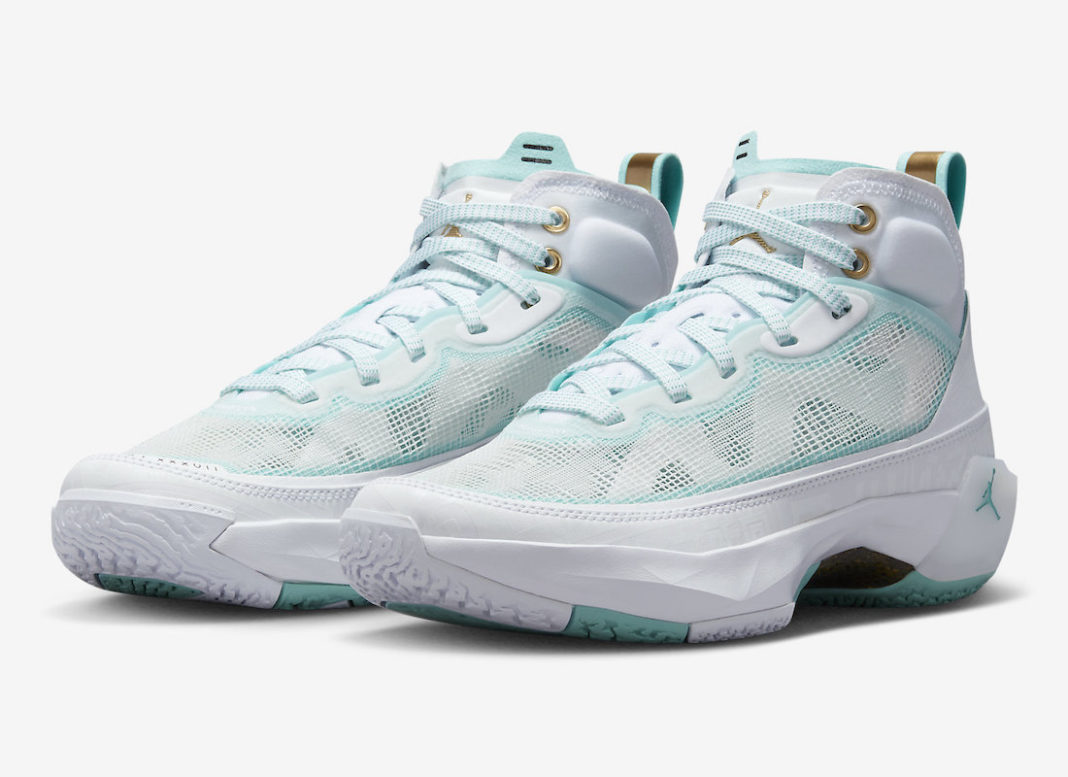 Home Alone,adidas Originals Fo 周末发售!郭艾伦 AJ37、詹皇 PE!还有两双「联名新鞋」! Home Alone,adidas Originals Fo 周末发售!郭艾伦 AJ37、詹皇 PE!还有两双「联名新鞋」!