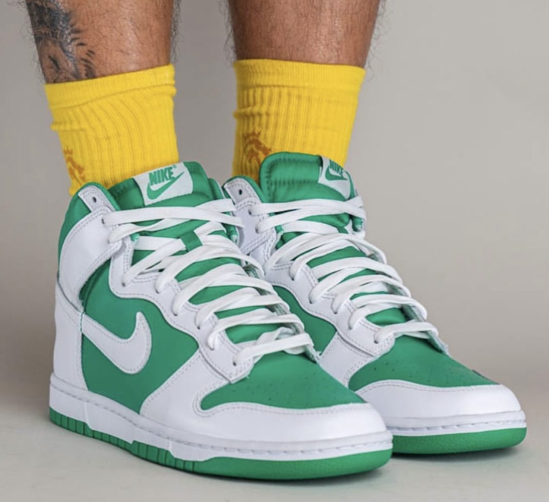 Nike,Dunk High,Pine Green 配色清新脱俗!反转「白绿」Dunk 上脚图曝光! Nike,Dunk High,Pine Green 配色清新脱俗!反转「白绿」Dunk 上脚图曝光!