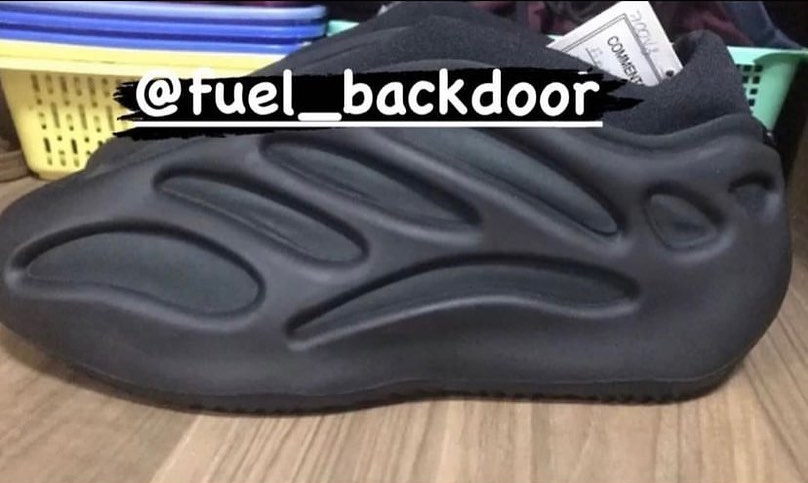 侃爷,adidas,Yeezy 阿迪新 Yeezy 明年回归!网友:侃爷一败涂地! 侃爷,adidas,Yeezy 阿迪新 Yeezy 明年回归!网友:侃爷一败涂地!