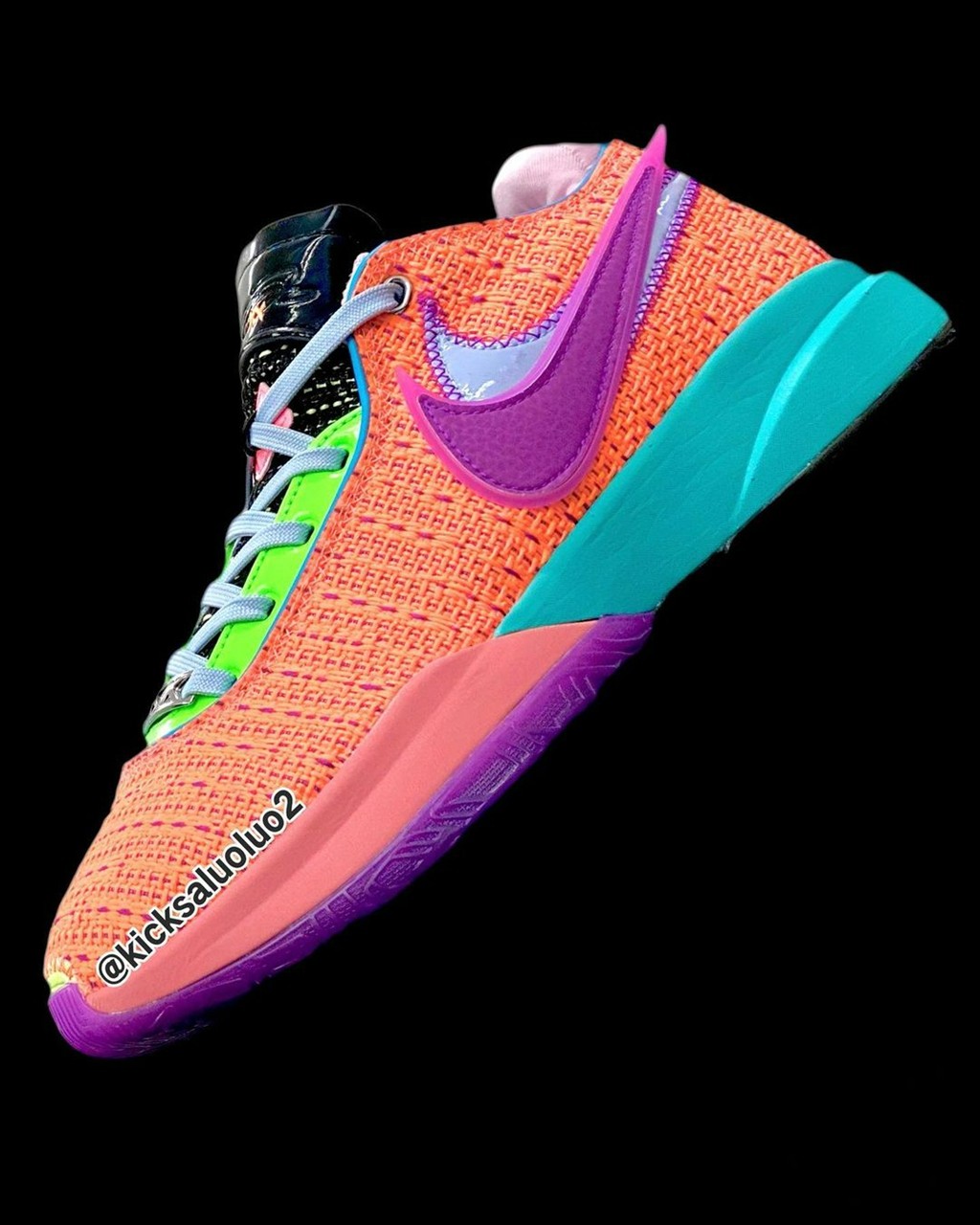 Nike,LeBron 20 花里胡哨!新配色 LeBron 20 首次曝光! Nike,LeBron 20 花里胡哨!新配色 LeBron 20 首次曝光!