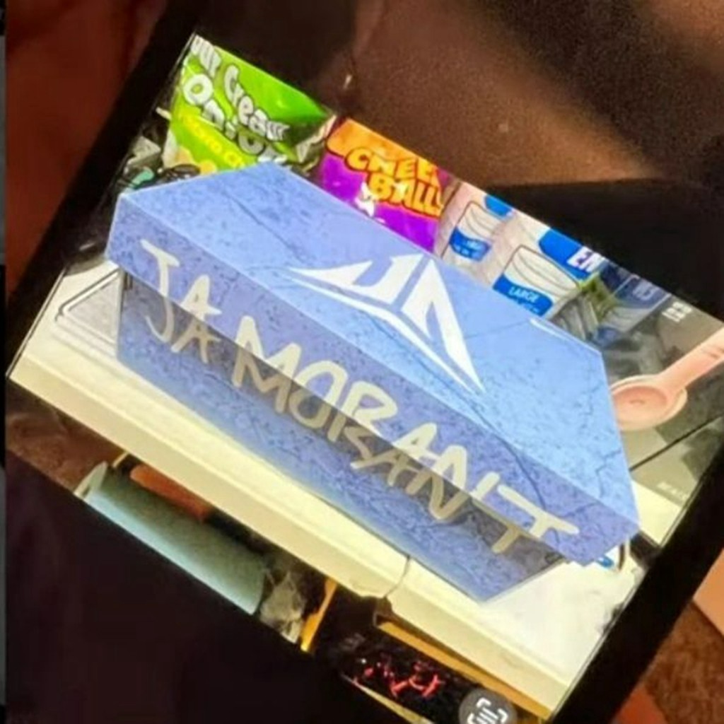 NBA,詹姆斯,德罗赞,东契奇,库里,UA,Nike,Air 穿假鞋上瘾?莫兰特又双叒被实锤!网友:长点儿心吧 … NBA,詹姆斯,德罗赞,东契奇,库里,UA,Nike,Air 穿假鞋上瘾?莫兰特又双叒被实锤!网友:长点儿心吧 …