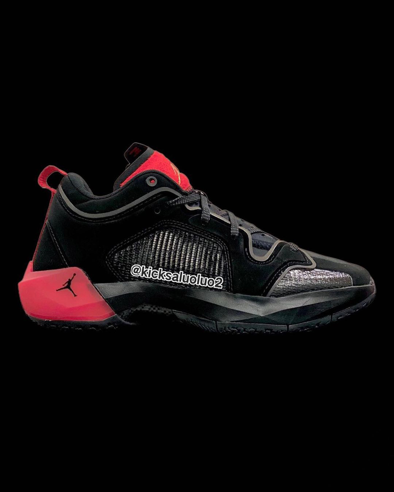 AJ,AJ37,Air Jordan 37 Low,Bred 人人都爱的「黑红」配色!全新低帮 AJ37 实物曝光! AJ,AJ37,Air Jordan 37 Low,Bred 人人都爱的「黑红」配色!全新低帮 AJ37 实物曝光!
