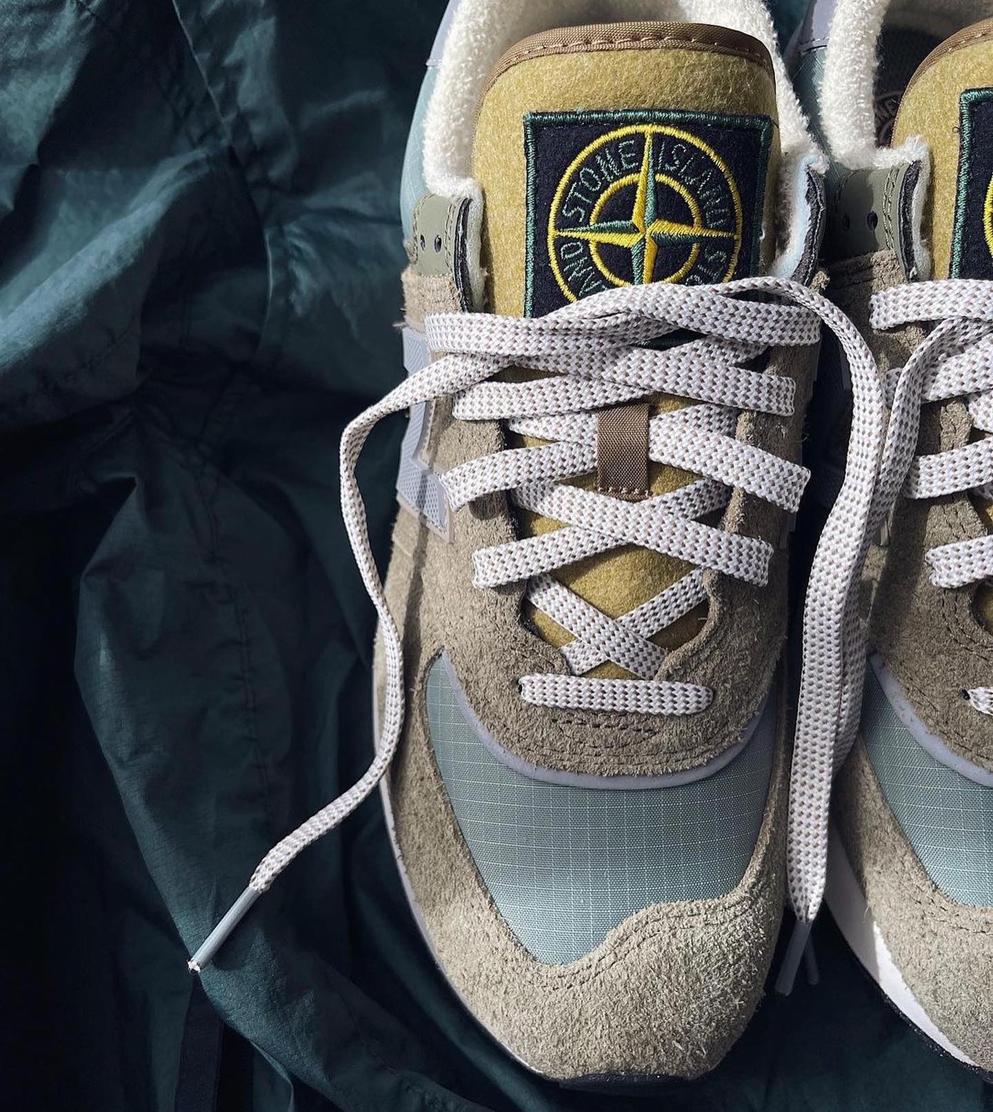 Stone Island,New Balance 574 机能风拉满!全新石头岛 x New Balance 发售日期定了! Stone Island,New Balance 574 机能风拉满!全新石头岛 x New Balance 发售日期定了!