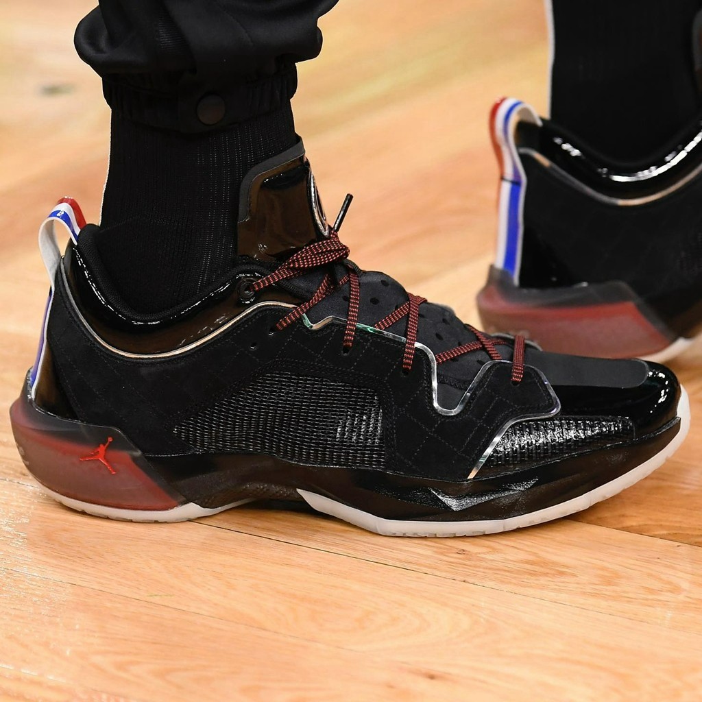Air Jordan 37 Low,福特野马,塔图姆 塔图姆「福特野马」战靴实物释出!但有一点太遗憾了! Air Jordan 37 Low,福特野马,塔图姆 塔图姆「福特野马」战靴实物释出!但有一点太遗憾了!
