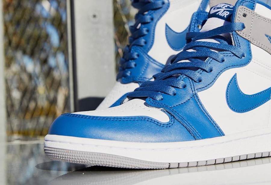 Air Jordan 1 High OG,True Blue 最新 35 周年纪念 AJ1 实物图来了!网友:越看越帅! Air Jordan 1 High OG,True Blue 最新 35 周年纪念 AJ1 实物图来了!网友:越看越帅!