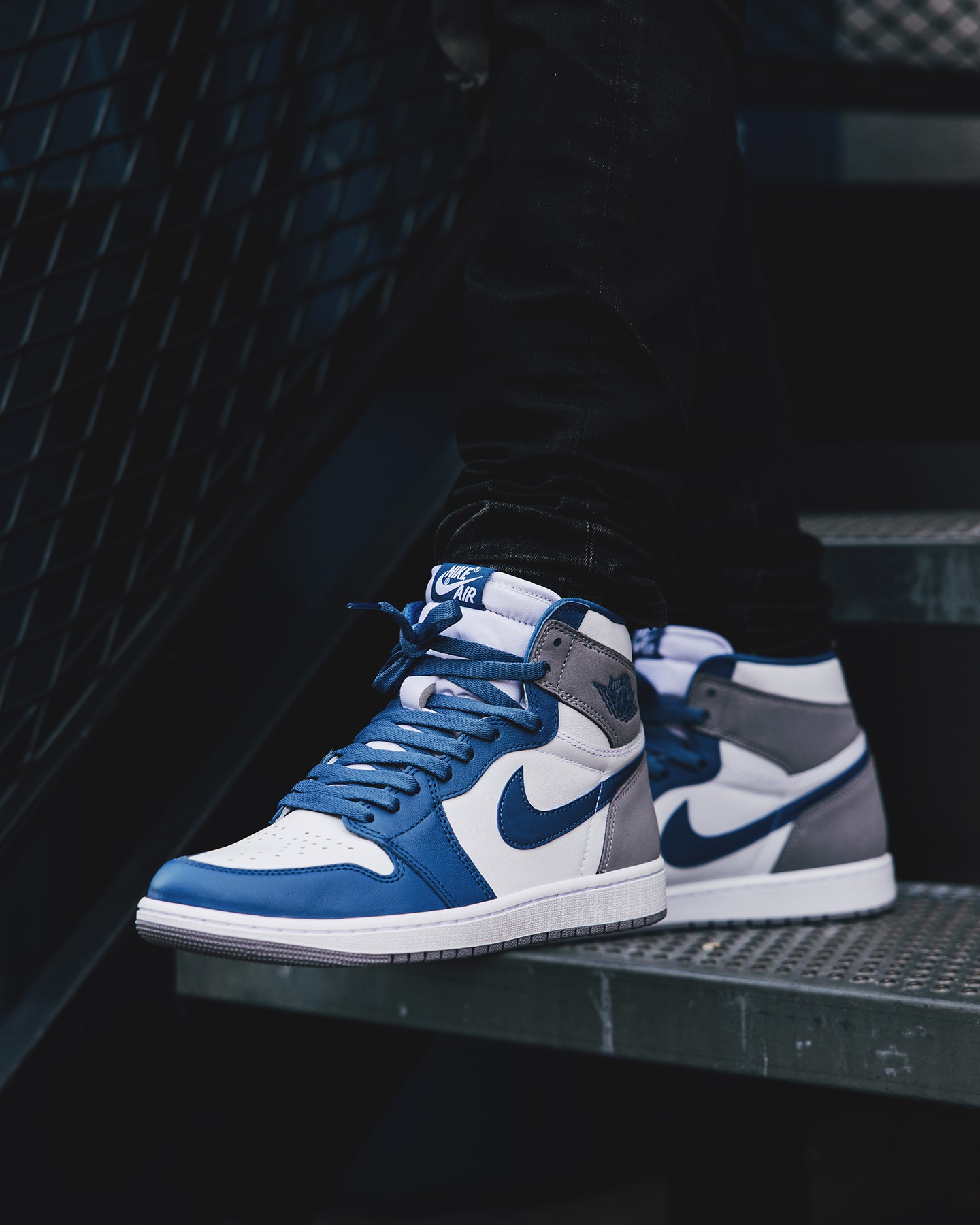 Air Jordan 1 High OG,True Blue 最新 AJ1 上脚图来了!网友:价格不贵感觉能入了! Air Jordan 1 High OG,True Blue 最新 AJ1 上脚图来了!网友:价格不贵感觉能入了!
